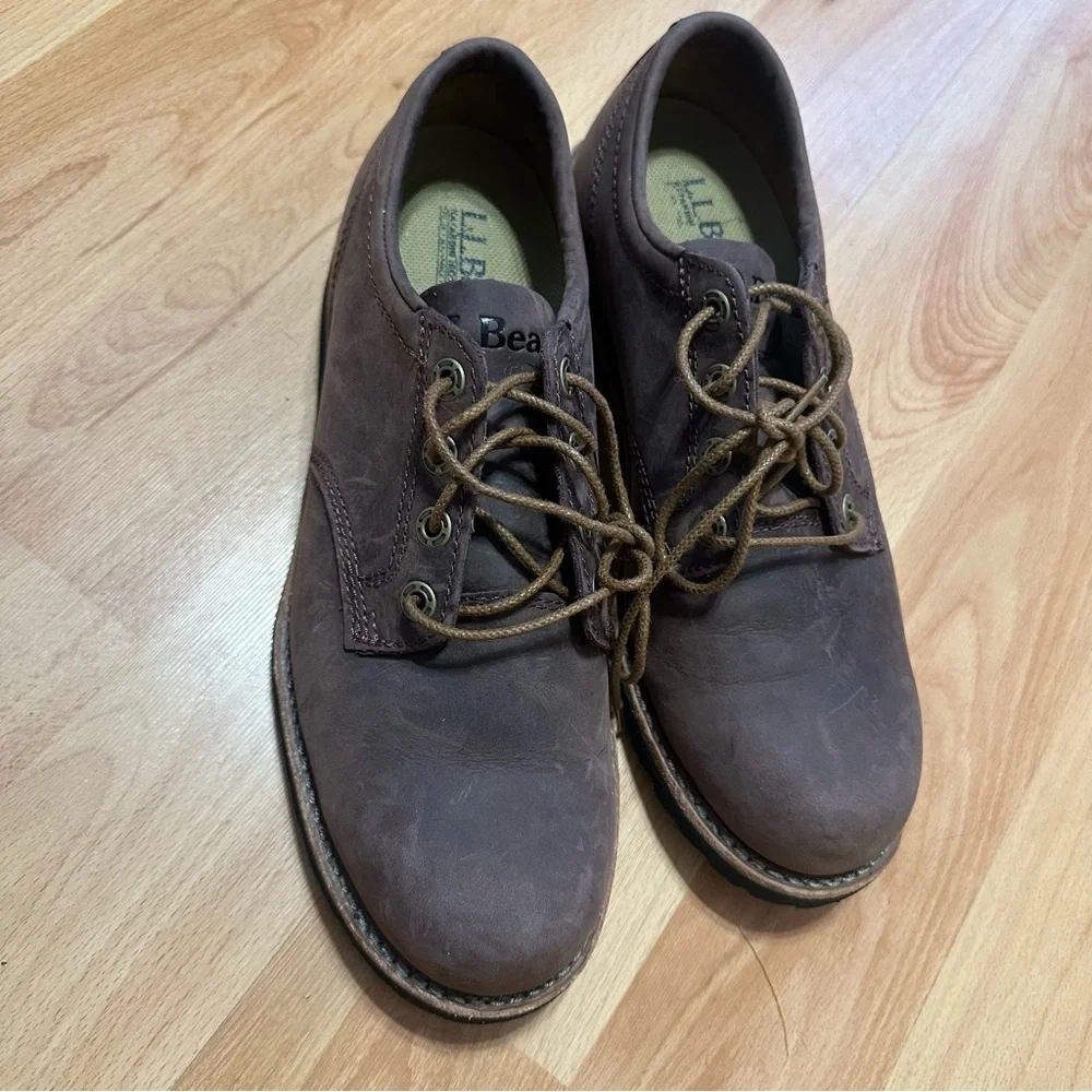 L.L. Bean Men’s Leather Oxford Shoes Size 8 Medium Brown Vibram Sole